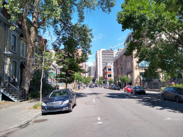 Shaughnessy Village Walk Montreal