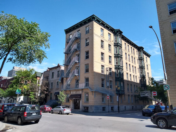 Shaughnessy Village Walk Montreal